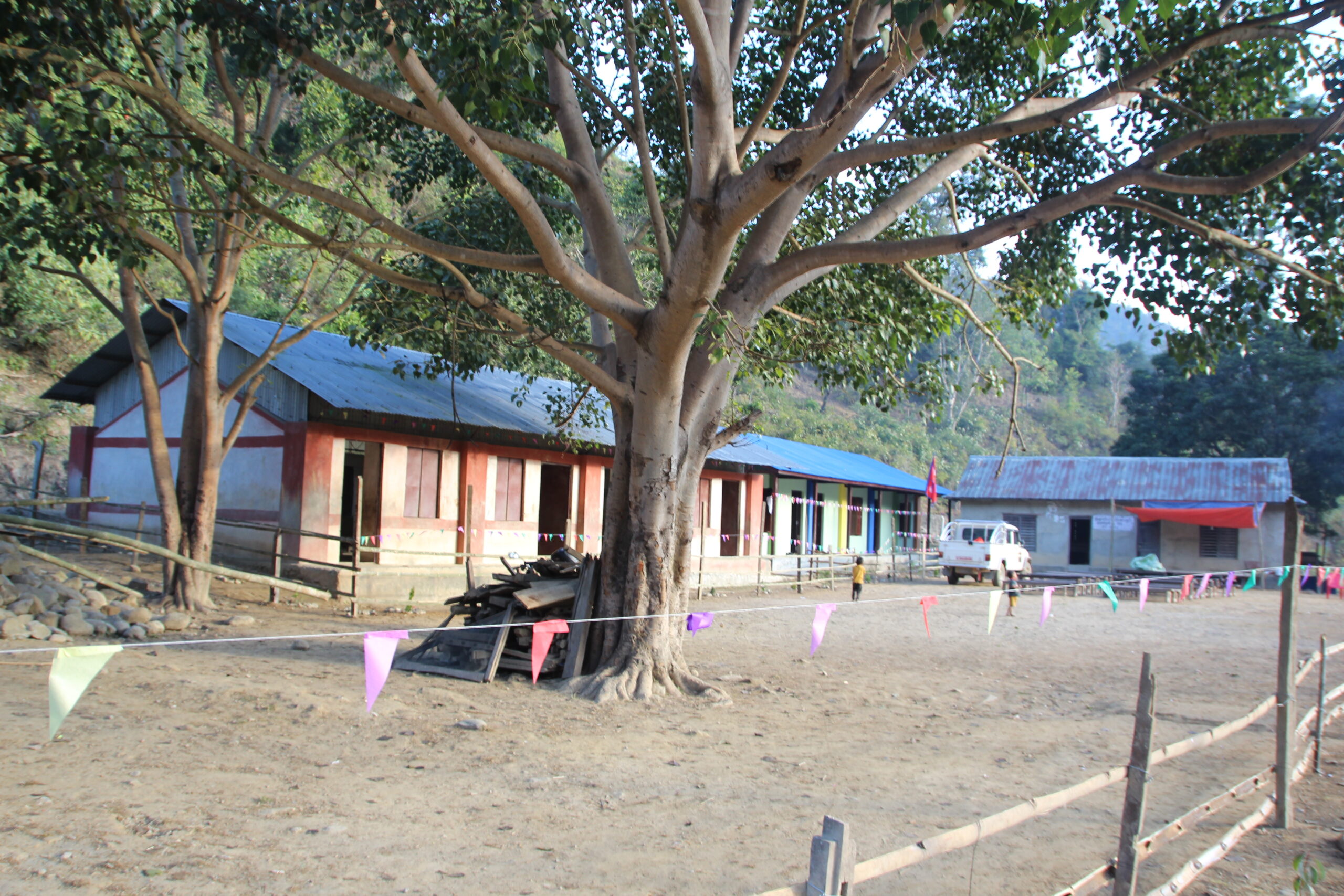 Schulgebäude in Bagarkhutti