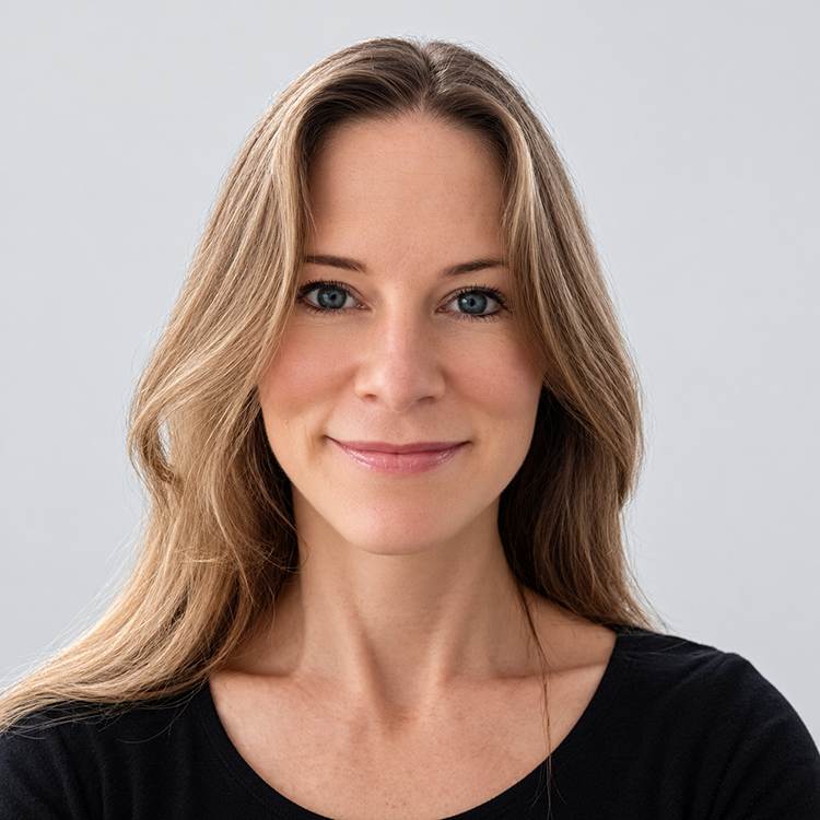 Portrait von Katja Heer